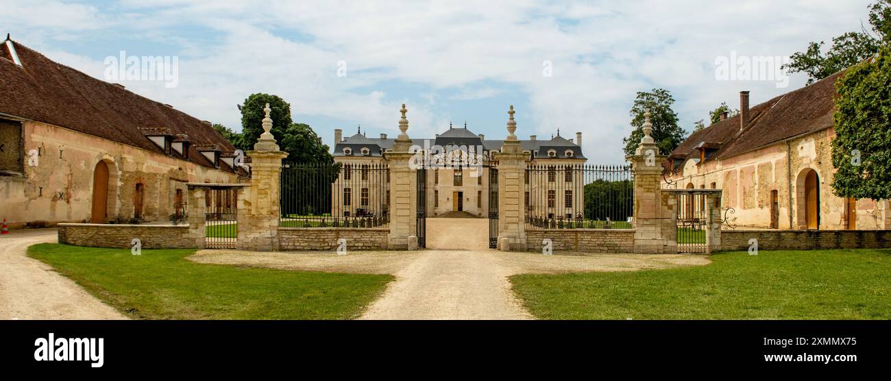 Chateau de Vaux, vicino a Foucheres, Champagne, Francia Foto Stock