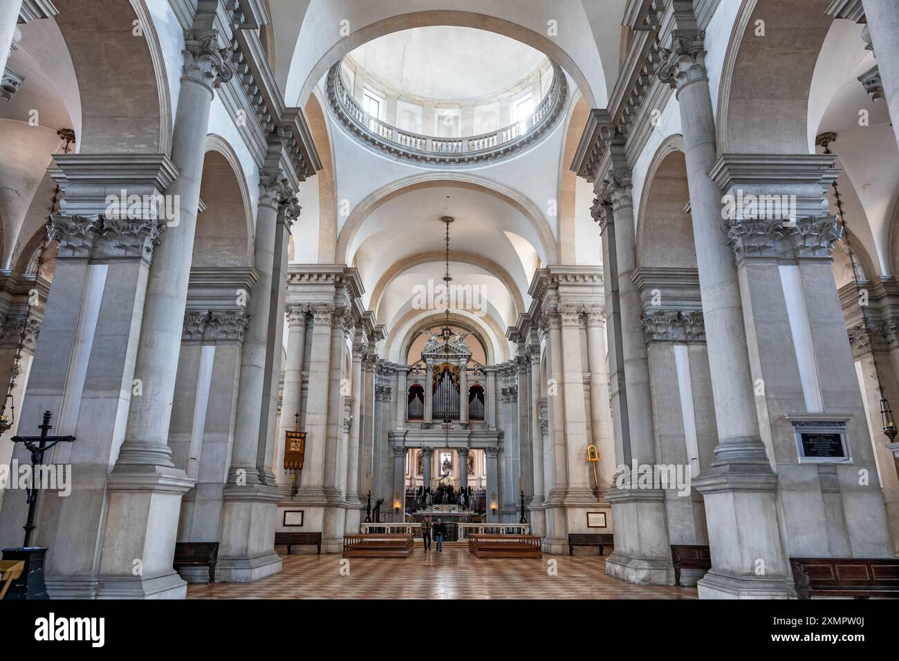 Chiesa di San Giorgio maggiore all'interno di Venezia, Italia. Foto Stock