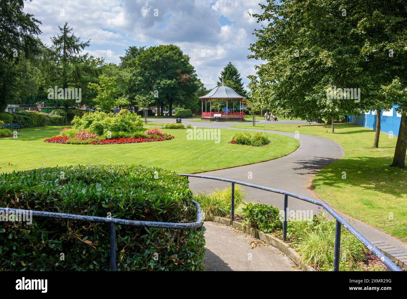 Victoria Park, con la tribuna edoardiana di grado II, Denton, Tameside, Greater Manchester, Inghilterra, REGNO UNITO Foto Stock