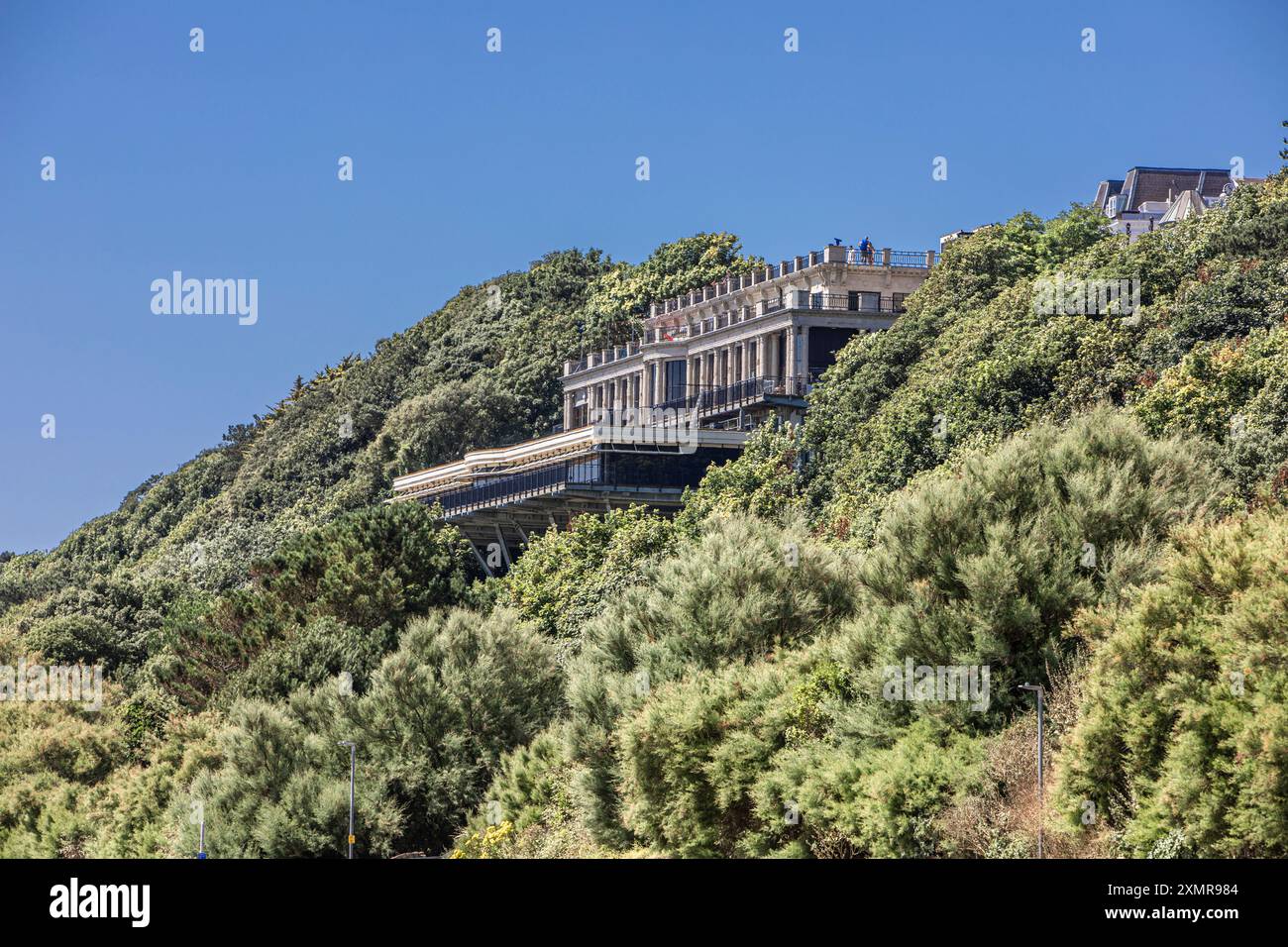 La Leas Cliff Hall di Folkestone fotografata dal basso. Foto Stock