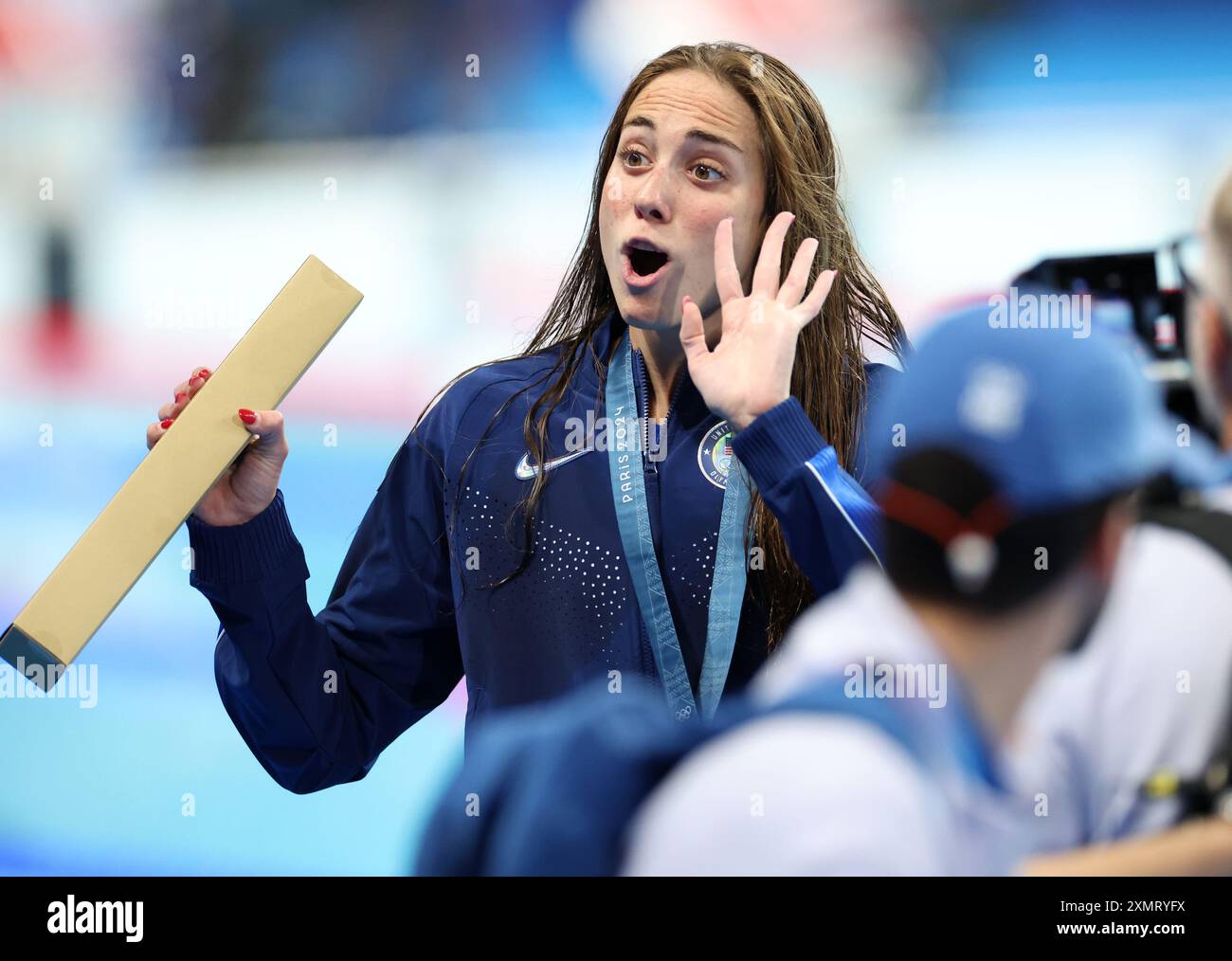 Parigi, Francia. 29 luglio 2024. La medaglia di bronzo USA Emma Weyant celebra dopo la finale individuale femminile di 400 m, durante il terzo giorno dei Giochi Olimpici di Parigi 2024, Parigi, Francia. Crediti: Isabel Infantes/Alamy Live News Foto Stock