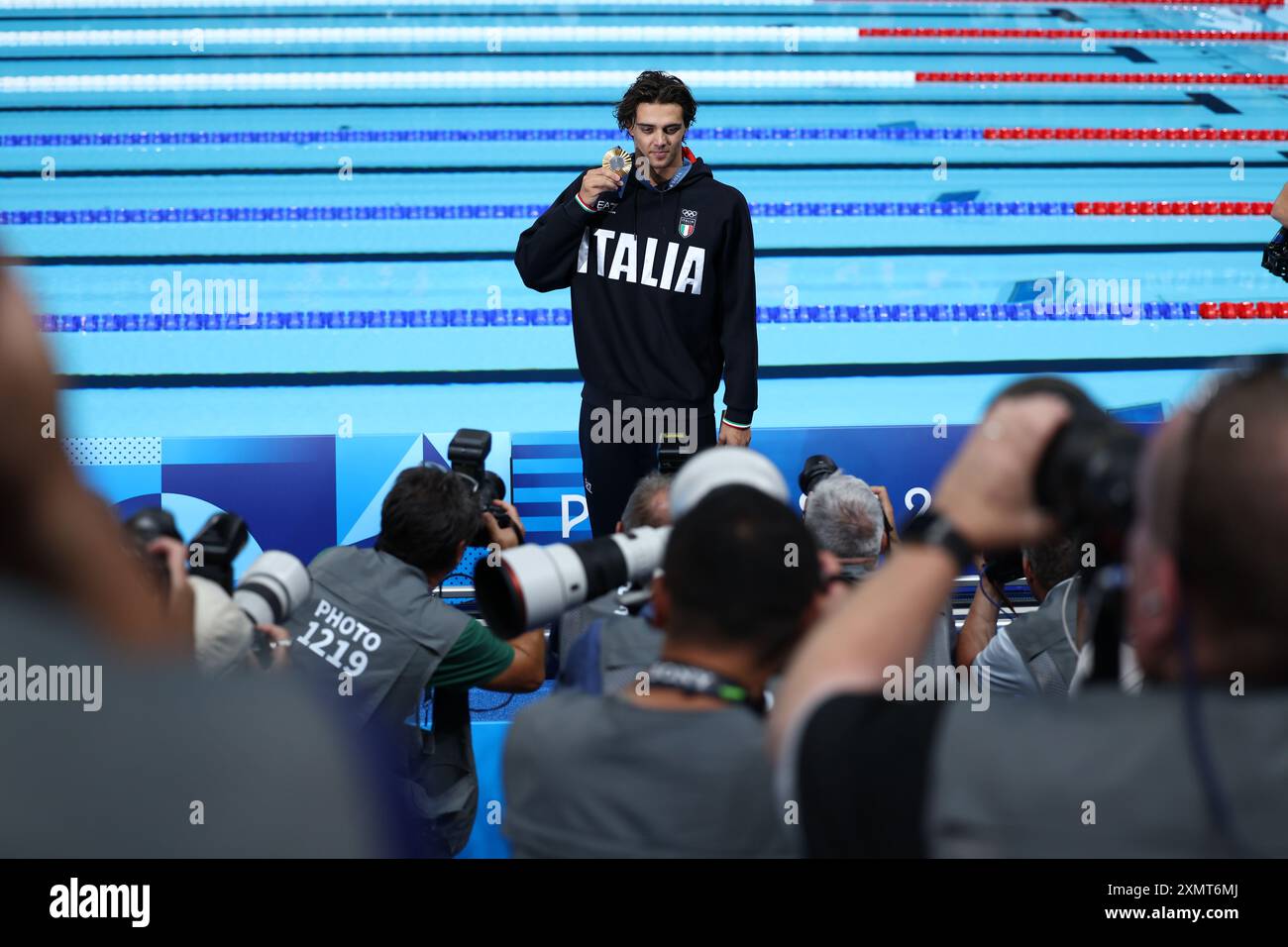 Parigi, Francia. 29 luglio 2024. Julien Mattia/le Pictorium - nuoto - 100m backstroke final uomo - Parigi 2024 - 29/07/2024 - Francia/Hauts-de-Seine/Parigi - Vittoria per Thomas Ceccon (ITA) nelle finali maschili 100m backstroke ai Giochi Olimpici di Parigi 2024. Crediti: LE PICTORIUM/Alamy Live News Foto Stock