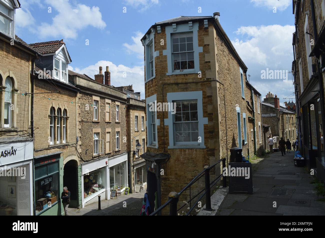 Catherine Hill a Frome. Somerset, Inghilterra, Regno Unito. 18 giugno 2024. Foto Stock