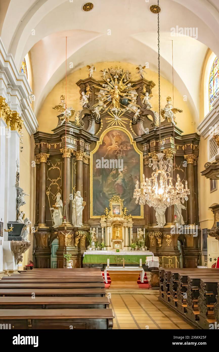 All'interno della chiesa di nostra Signora di Loreto, Bratislava, Slovacchia Foto Stock