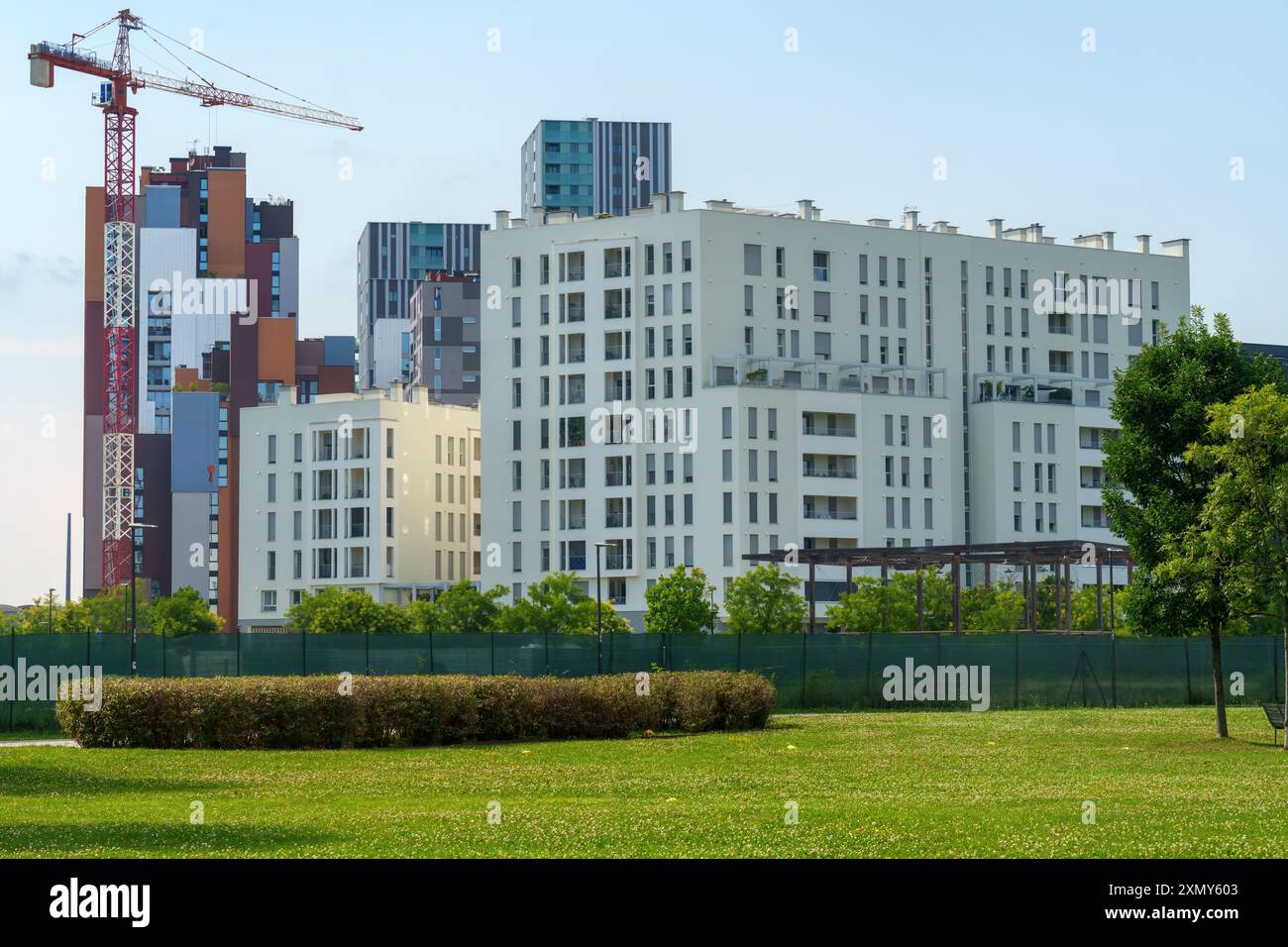 Cascina Merlata, moderno quartiere residenziale e commerciale di Milano, Lombardia, Italia Foto Stock