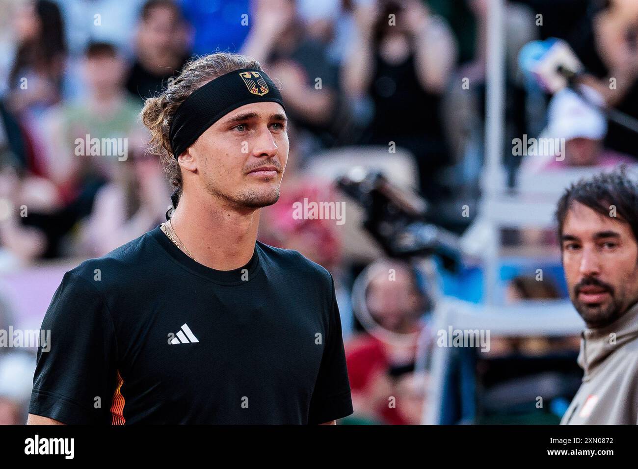 Fra, Parigi, Tennisstadion Roland Garros - Corte Philippe-Chatrier, Giochi olimpici Parigi 2024, 28 luglio 2024, tennista, singolo, primo round Alexander Zverev (nella foto) contro Jaume Munar crediti: HMB Media/ Steffie Wunderl/ Alamy Archival Foto Stock