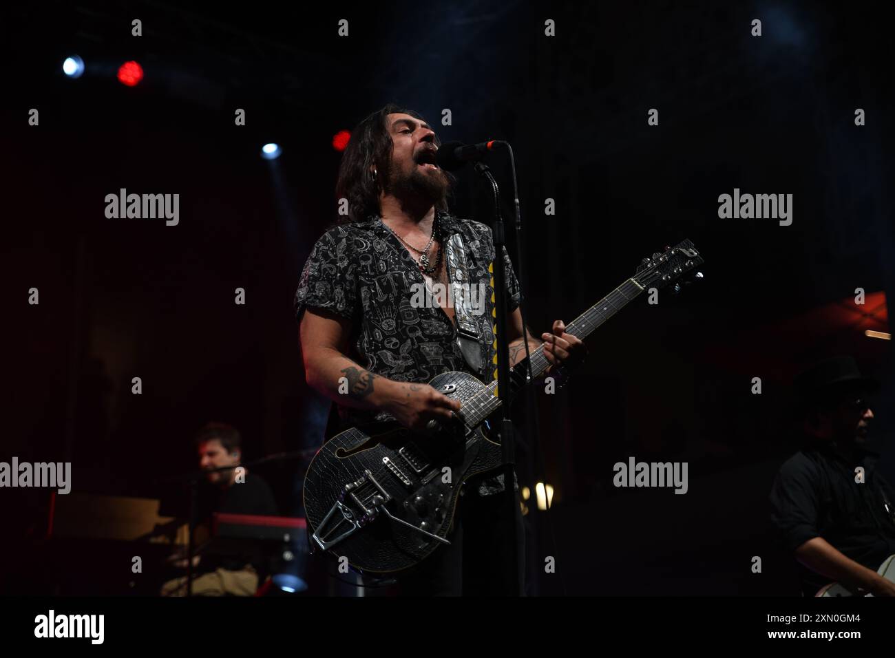 30 luglio 2024, Vallo della Lucania, Italia: Il gruppo rock e pop italiano le vibrazioni si esibisce dal vivo a Vallo della Lucania, Salerno, Italia per il loro ''Summer Tour 2024' (Credit Image: © Mariano Montella/Pacific Press via ZUMA Press Wire) SOLO PER USO EDITORIALE! Non per USO commerciale! Foto Stock