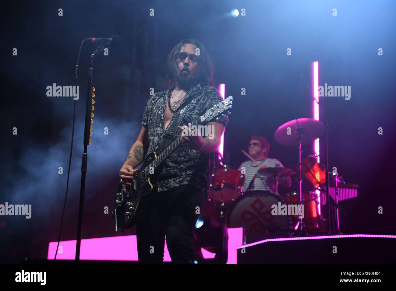 30 luglio 2024, Vallo della Lucania, Italia: Il gruppo rock e pop italiano le vibrazioni si esibisce dal vivo a Vallo della Lucania, Salerno, Italia per il loro ''Summer Tour 2024' (Credit Image: © Mariano Montella/Pacific Press via ZUMA Press Wire) SOLO PER USO EDITORIALE! Non per USO commerciale! Foto Stock