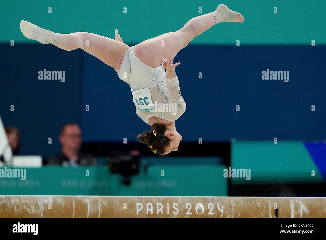 Parigi, Francia. 30 luglio 2024. Angela Andreoli in azione durante la finale di ginnastica artistica della squadra femminile alle Olimpiadi estive 2024, martedì 30 luglio 2024, a Parigi, Francia. (Foto di Spada/LaPresse) credito: LaPresse/Alamy Live News Foto Stock