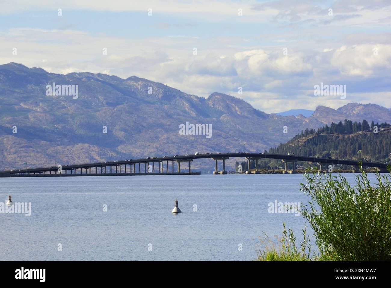 Ponte di William R Bennet a Kelowna a.C. Foto Stock