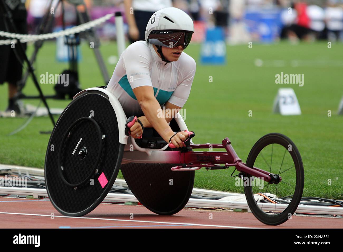 Sammi KINGHORN della Gran Bretagna vince la sedia a rotelle T53 femminile di 800 metri alla Wanda Diamond League, London Stadium - Londra, 20 luglio 2024 Foto Stock