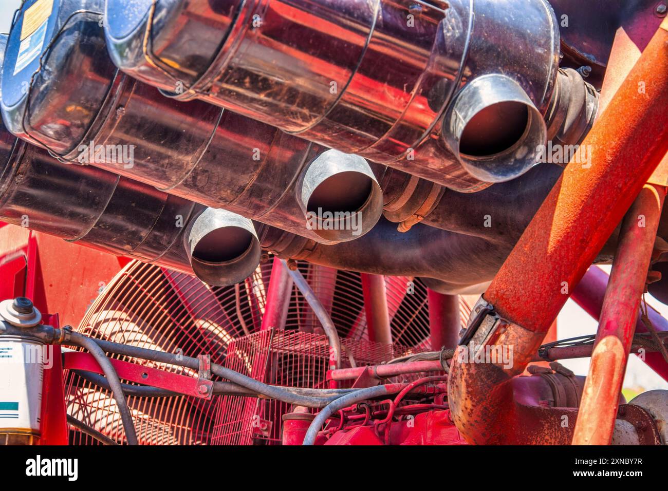 sistema di filtraggio dell'aria per carrello diesel di tipo industriale, ventola sul retro Foto Stock