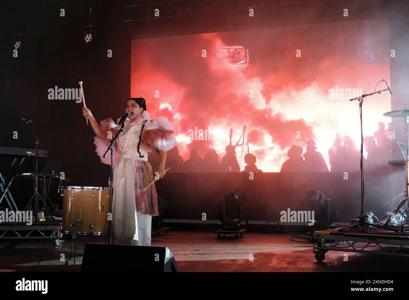 Emel si esibisce al Womad festival, Charlton Park, Regno Unito. 27 luglio 2024 Foto Stock