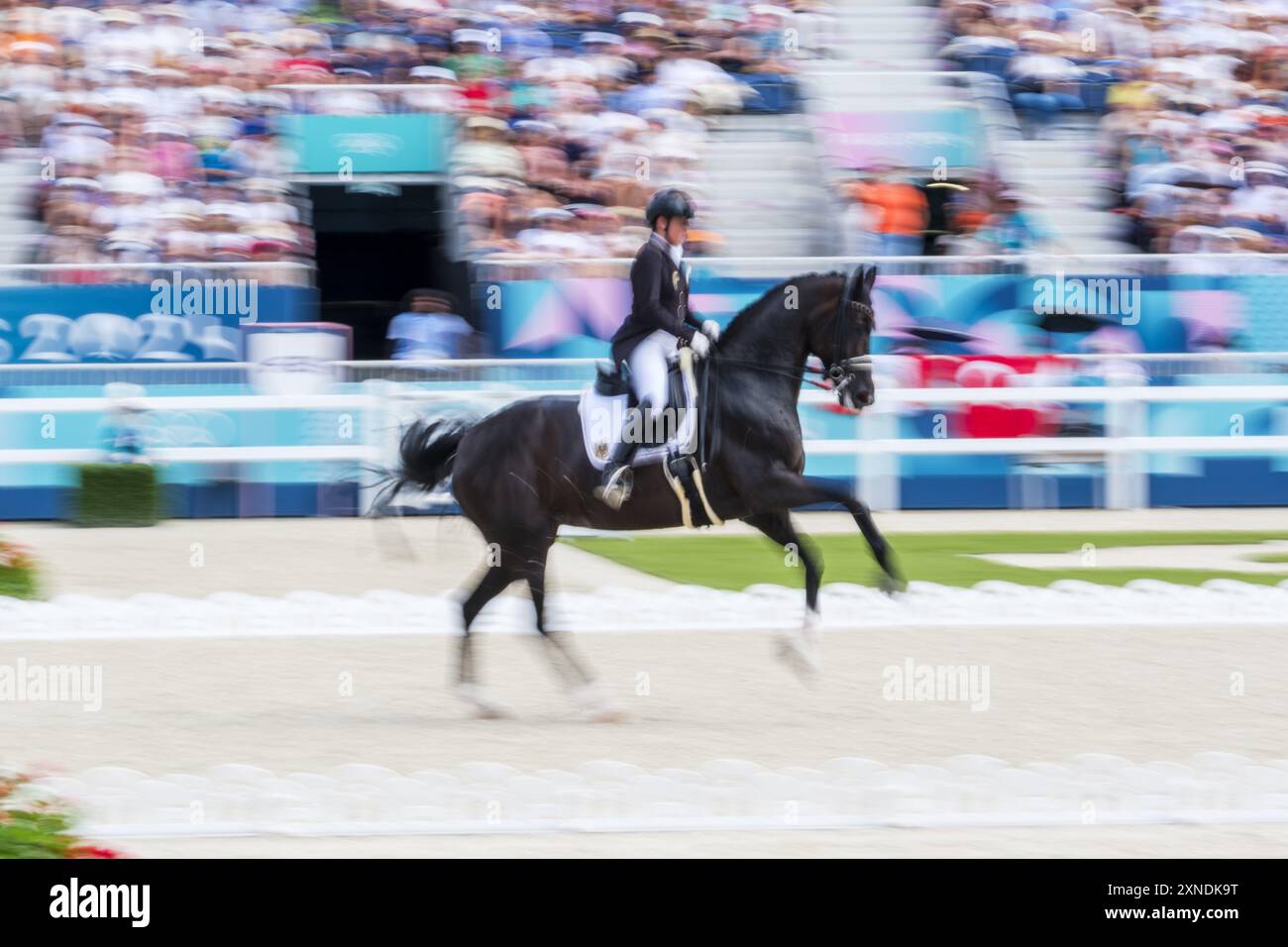 Isabell WERTH in sella a WENDY DE FONTAINE, Equestre, Dressage Team e Gran Premio individuale durante i Giochi Olimpici di Parigi 2024 il 31 luglio 2024 al Castello di Versailles a Versailles, Francia Foto Stock