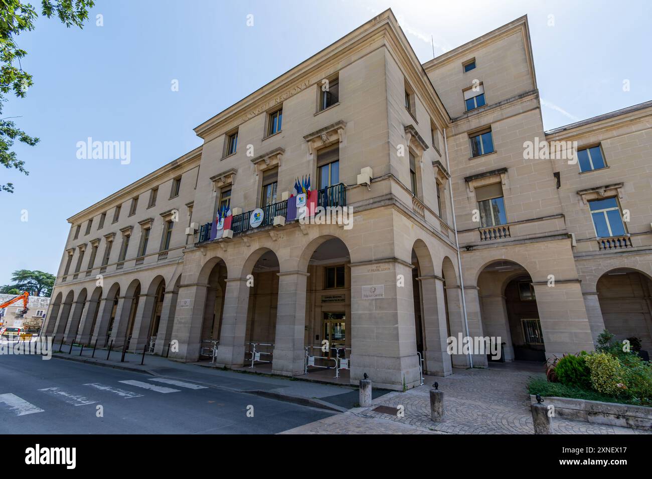 Vista esterna dell'Hôtel de Région, sede del Consiglio regionale della regione francese Centre-Val de Loire, Orléans, Francia Foto Stock