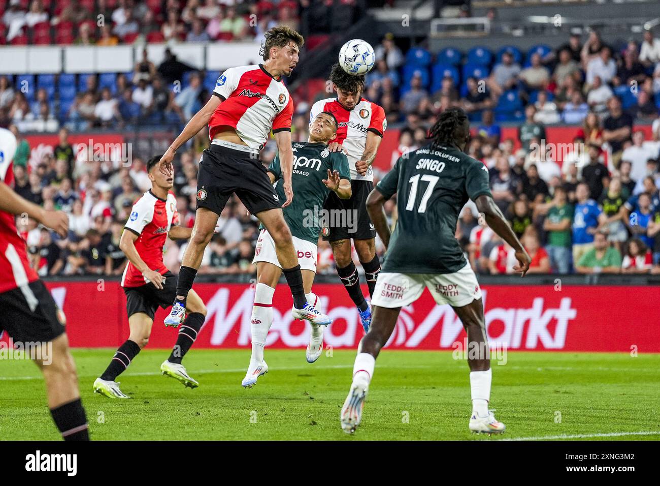 Rotterdam, Paesi Bassi. 31 luglio 2024. Rotterdam - Aleks Zekovic del Feyenoord, Jayden Candelaria del Feyenoord durante l'amichevole fith in preparazione della stagione Eredivisie 2024/2025. La partita di apertura della stagione è ambientata tra il Feyenoord e IL Monaco FC allo Stadion Feijenoord De Kuip il 31 luglio 2024 a Rotterdam, Paesi Bassi. Credito: Foto Box to Box/Alamy Live News Foto Stock