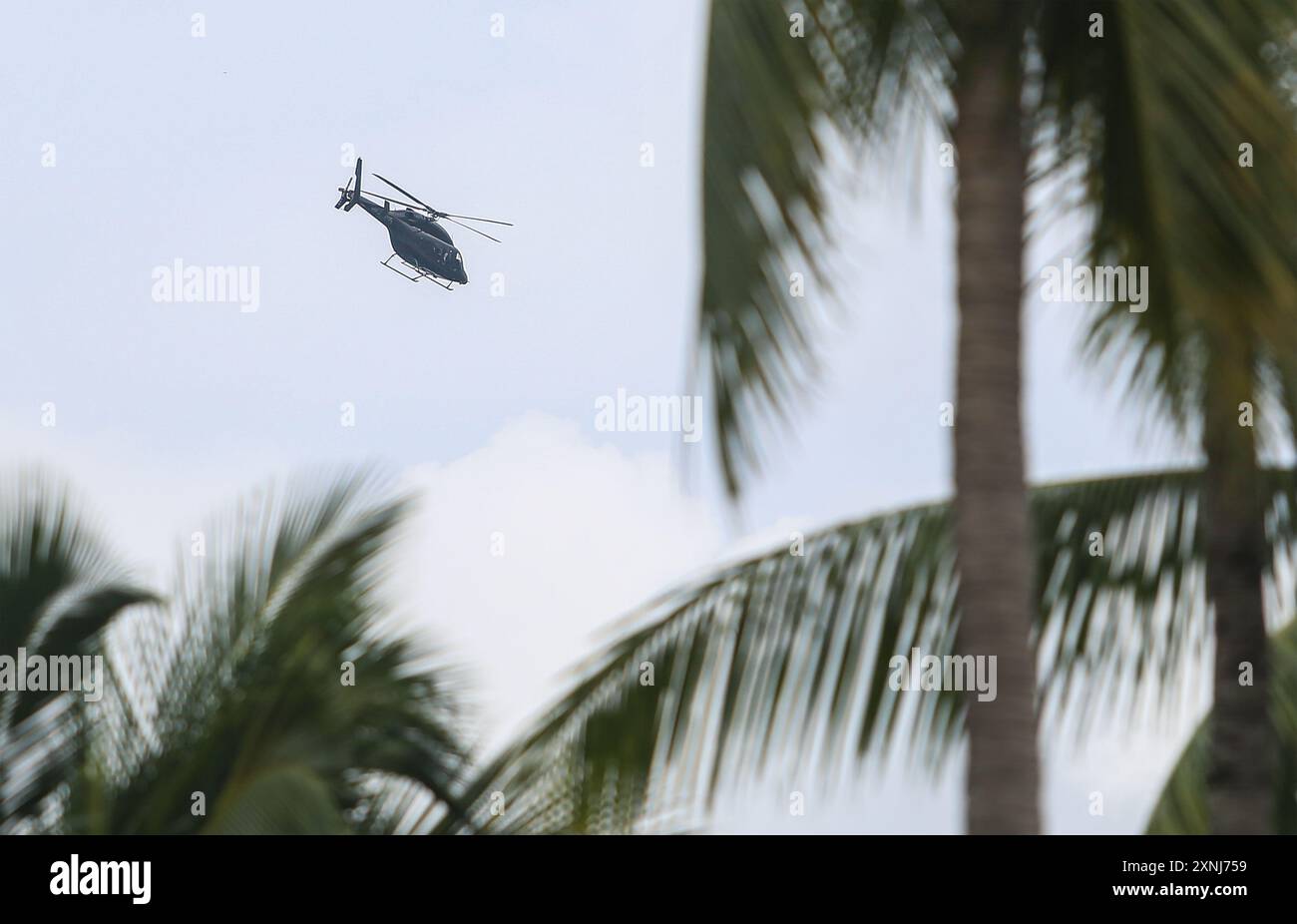 Tanay, Rizal, Filippine. 01 agosto 2024: Volo in elicottero alla base militare di Camp Capinpin. Questo Bell 429 GlobalRanger è un elicottero VIP privato della Philippine Commercial Civil Business Aviation, ma anche noleggiato per alcune missioni. Il presidente Marcos, allora candidato alla campagna elettorale, lo aveva usato la settimana prima della sua elezione nel maggio 2022. Questo velivolo, consegnato nel dicembre 2021, fu il decimo messo in servizio nelle Filippine dal produttore Bell Textron che aveva appena annunciato di aver consegnato il suo 500th Bell 429 light twin airframe. Crediti: Kevin Izorce/Alamy Live News Foto Stock