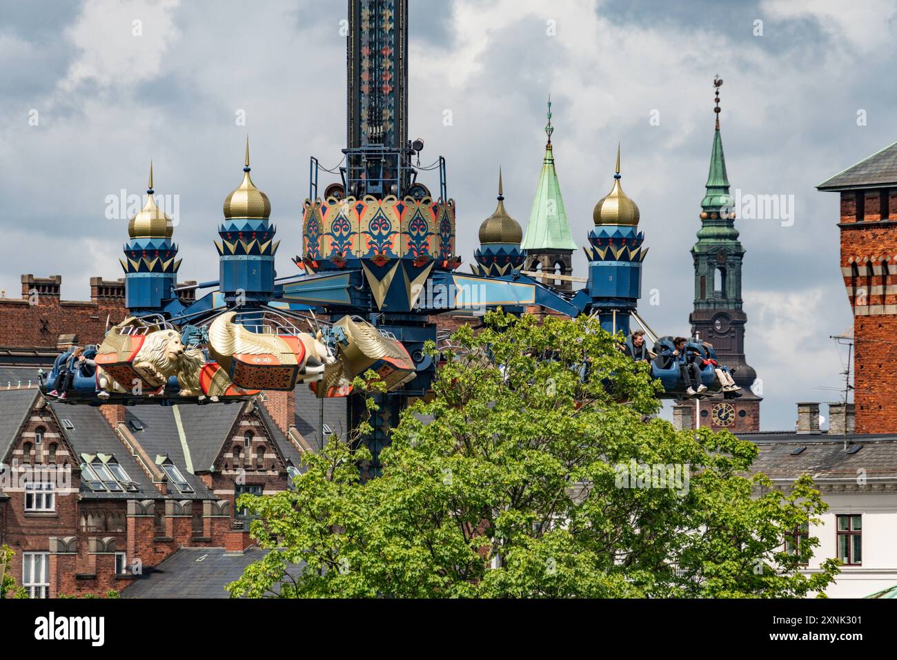 Tivoli, Vergnügungspark, Karusell, Kopenhagen Foto Stock