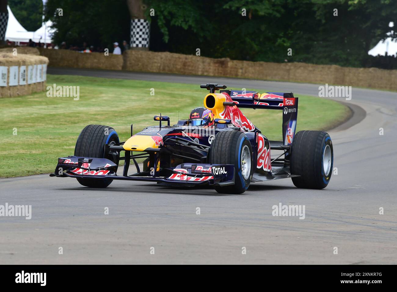 Daniel Ricciardo, Red Bull Racing-Renault RB7, vent'anni di Red Bull Racing, un'aggiunta relativamente recente all'arena di Formula 1 che hanno avuto Foto Stock