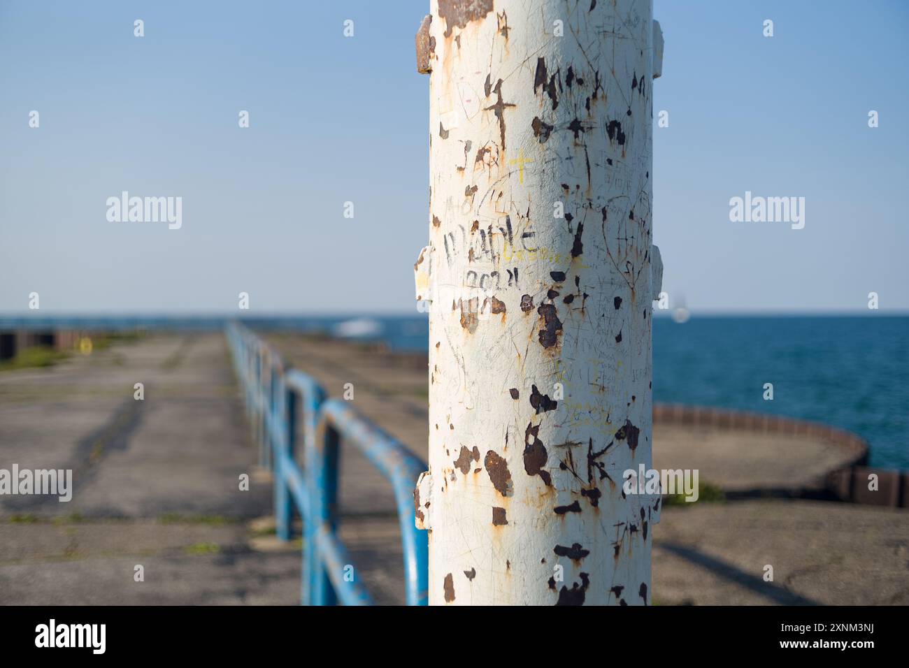 Molo con graffiti, a Port Sanilac, Michigan USA Foto Stock