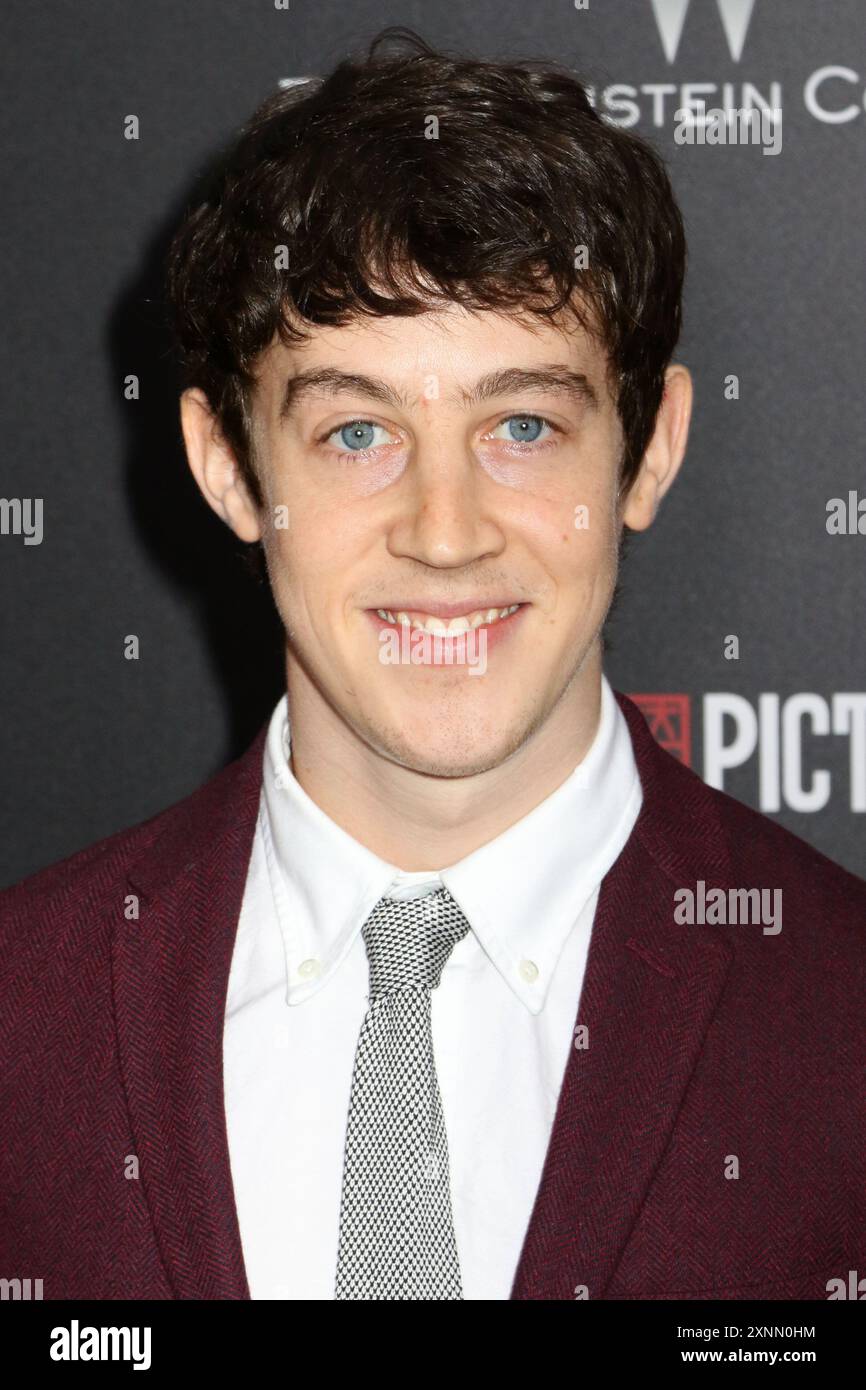 Alex Sharp partecipa alla prima di "Southpaw" all'AMC Lincoln Square di New York. Foto Stock
