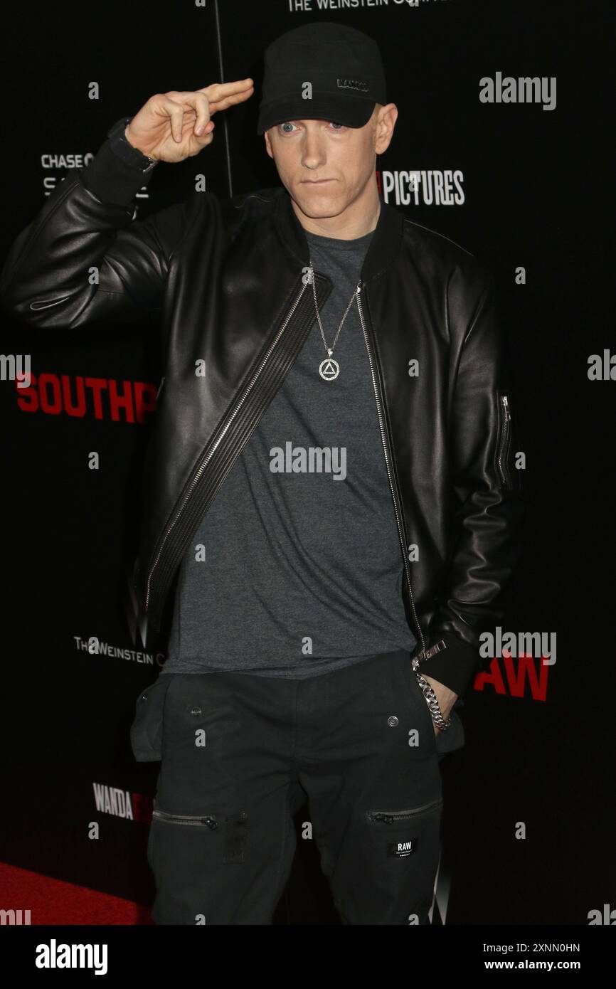 Eminem partecipa alla prima di "Southpaw" all'AMC Lincoln Square di New York. Foto Stock