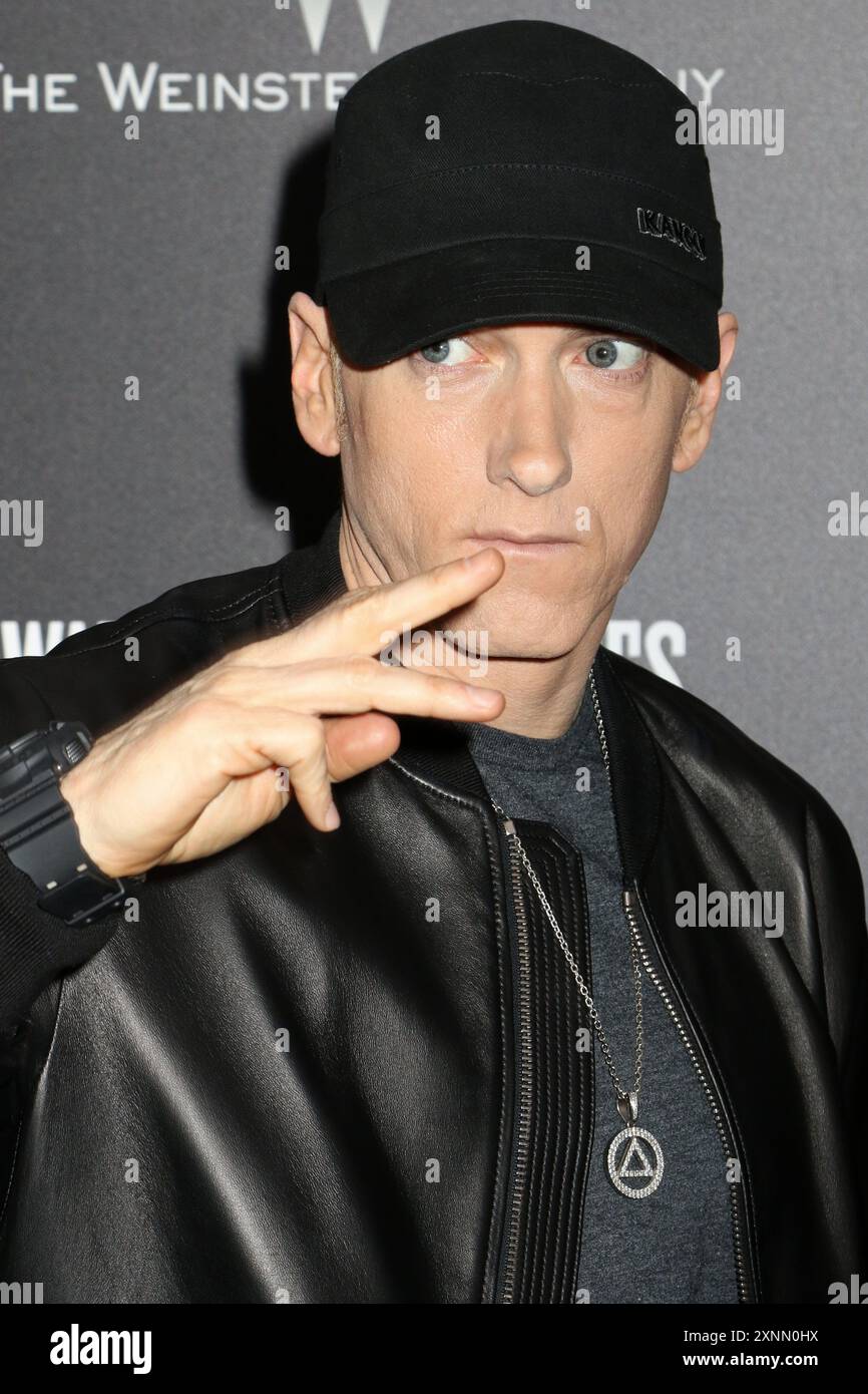 Eminem partecipa alla prima di "Southpaw" all'AMC Lincoln Square di New York. Foto Stock
