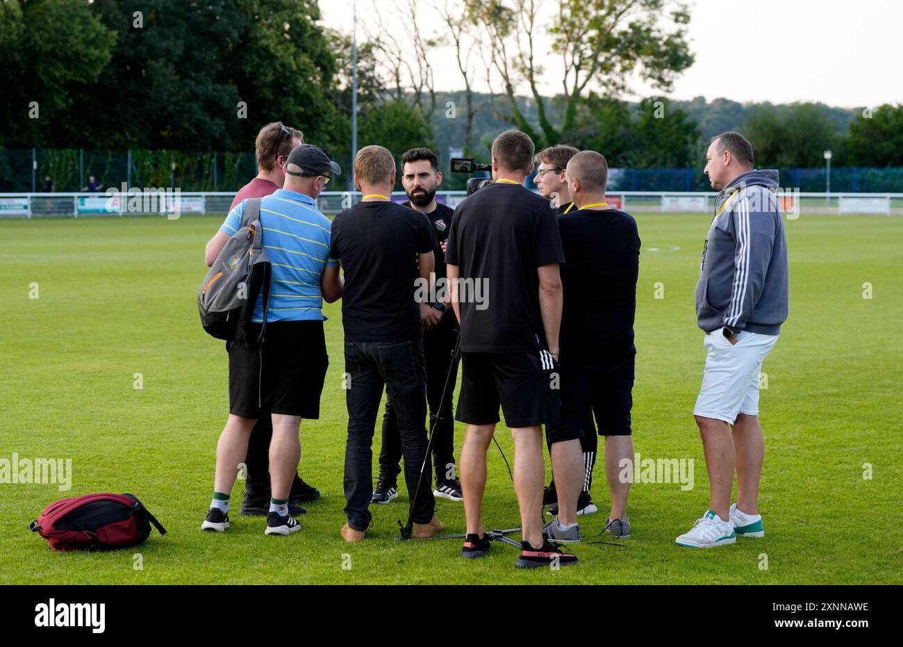 Il manager di Legia Warszawa, Goncalo Feio, ha intervistato i media polacchi dopo la UEFA Conference League, il secondo turno di qualificazione, la partita di andata al Bangor City Stadium, Galles. Data foto: Giovedì 1 agosto 2024. Foto Stock