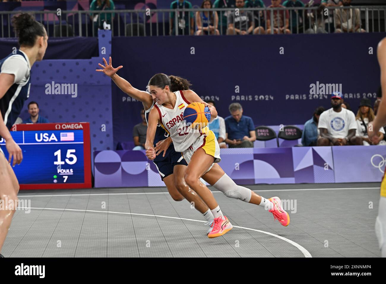 Parigi, Francia. 1 agosto 2024. Basket Ball 3x3, ESP V USA - Giochi olimpici estivi, Parigi 2024, Parigi, Francia il 2024 luglio. Foto di Laurent Zabulon/ABACAPRESS. COM credito: Abaca Press/Alamy Live News Foto Stock