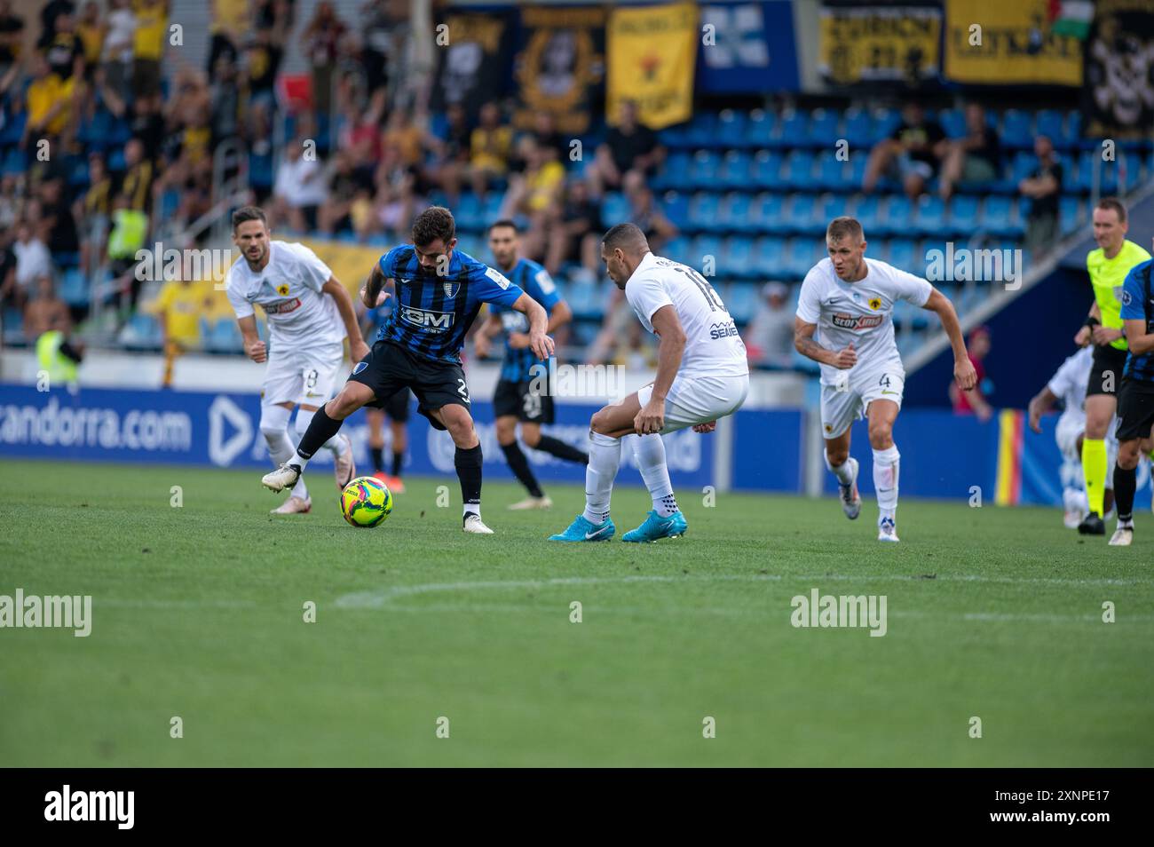 Andorra la Vella, Andorra : 18 luglio 2024 : giocatori in azione durante il secondo turno di qualificazione - 2a tappa della UEFA Europa Conference League Qualificat Foto Stock