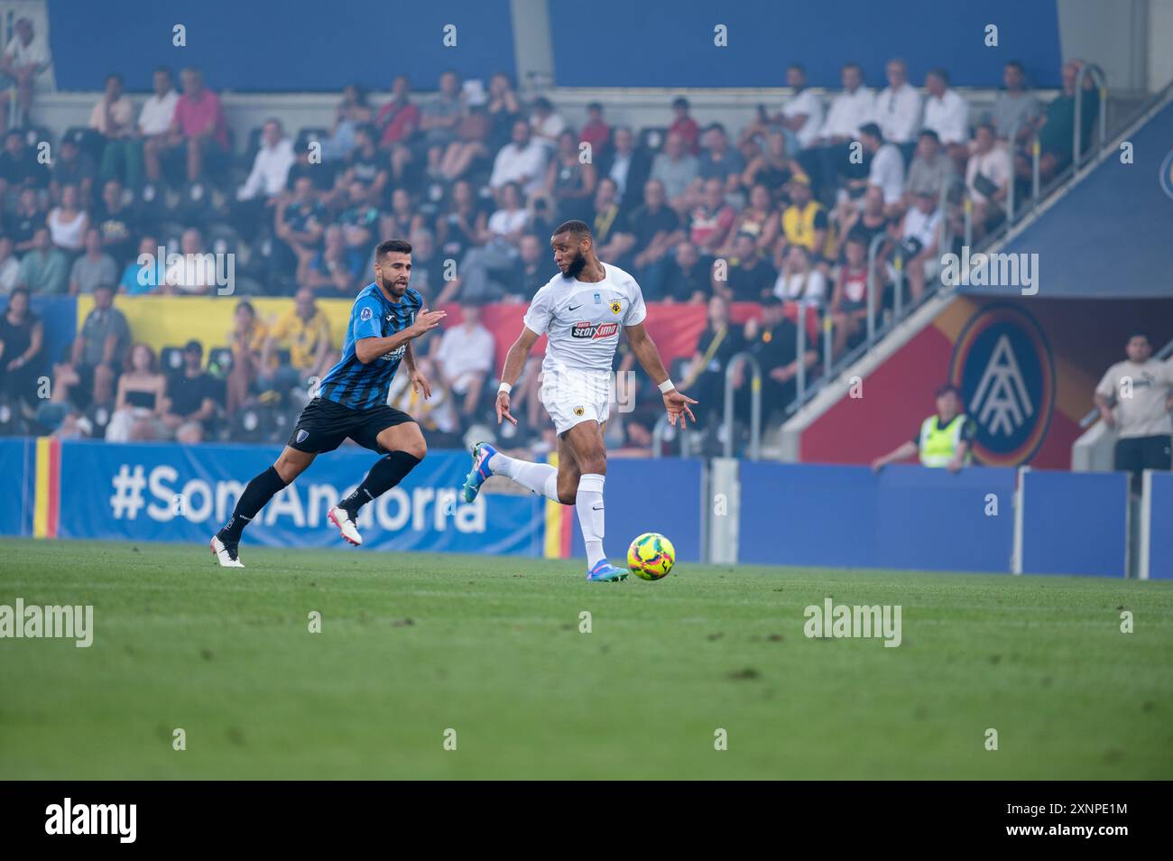 Andorra la Vella, Andorra : 18 luglio 2024 : giocatori in azione durante il secondo turno di qualificazione - 2a tappa della UEFA Europa Conference League Qualificat Foto Stock