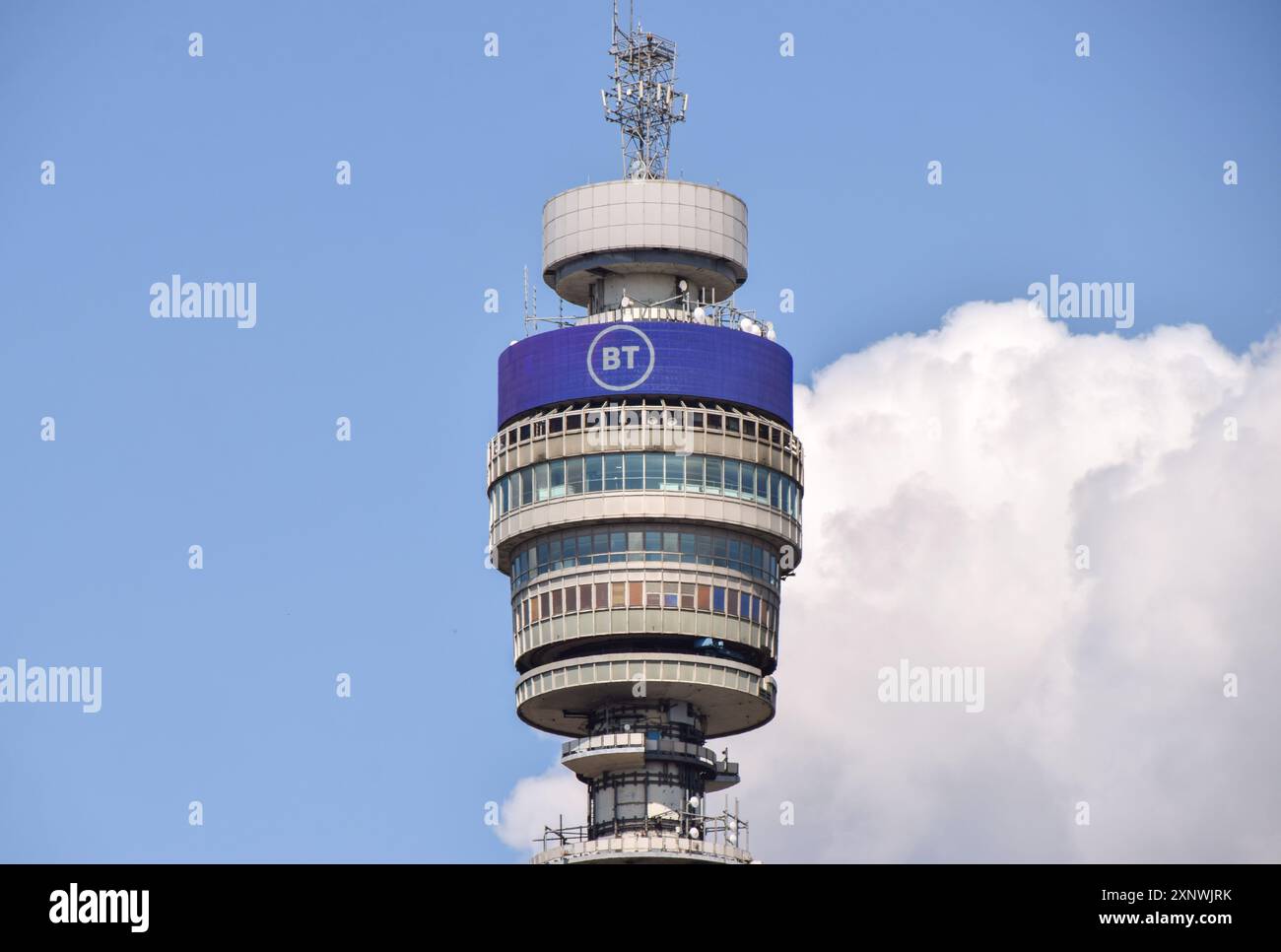 Londra, Regno Unito. 27 luglio 2024. Vista generale della torre BT. Credito: Vuk Valcic/Alamy Foto Stock
