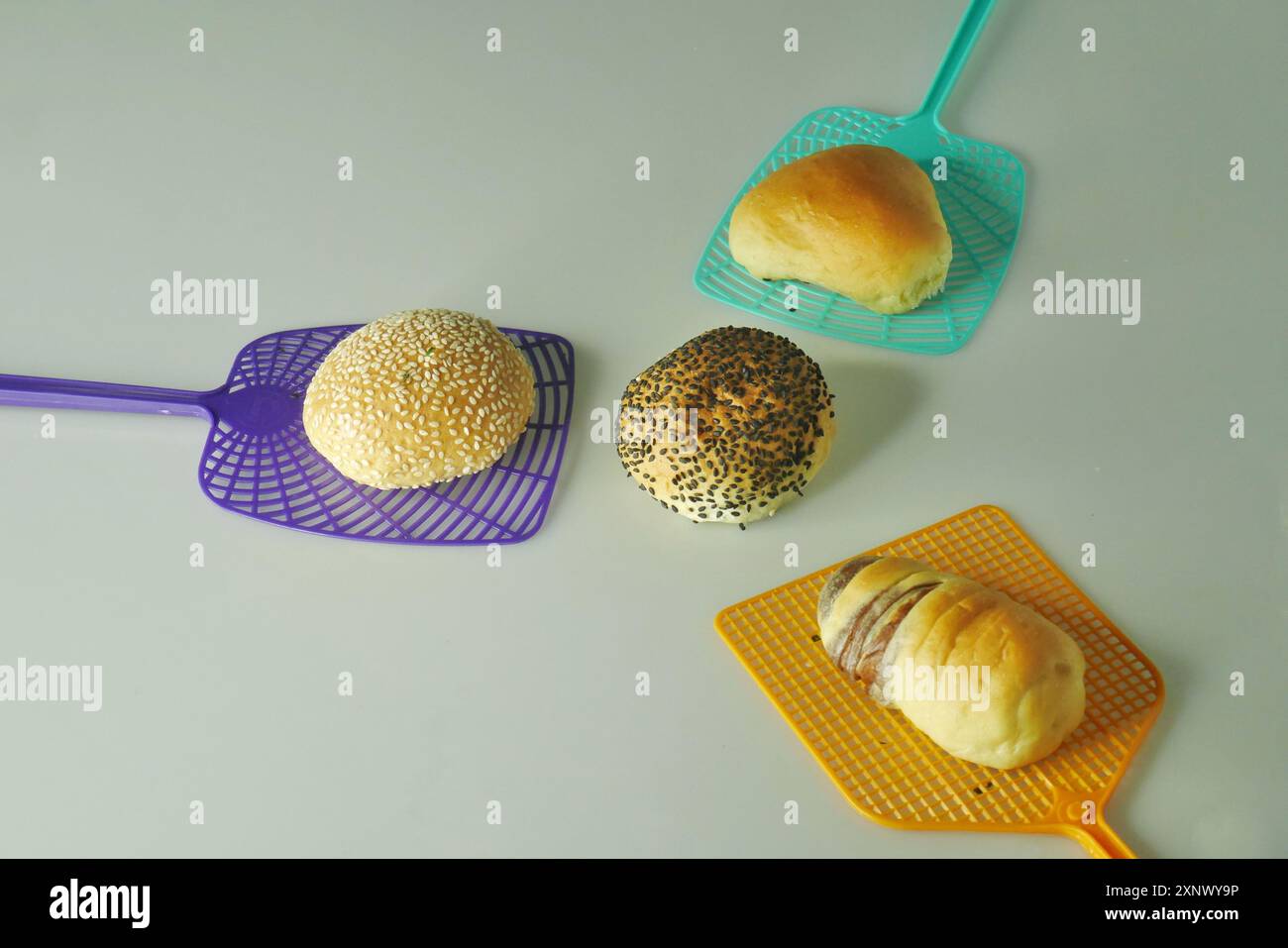 Pane ripieno di cioccolato e panini morbidi, solitamente consumato a colazione Foto Stock