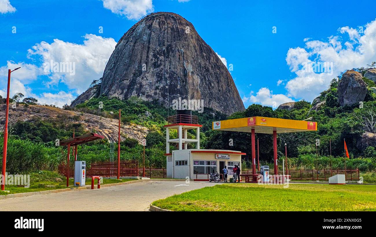 Imponenti massi rocciosi, Punta Delgado, Mozambico settentrionale, Mozambico, Africa Foto Stock