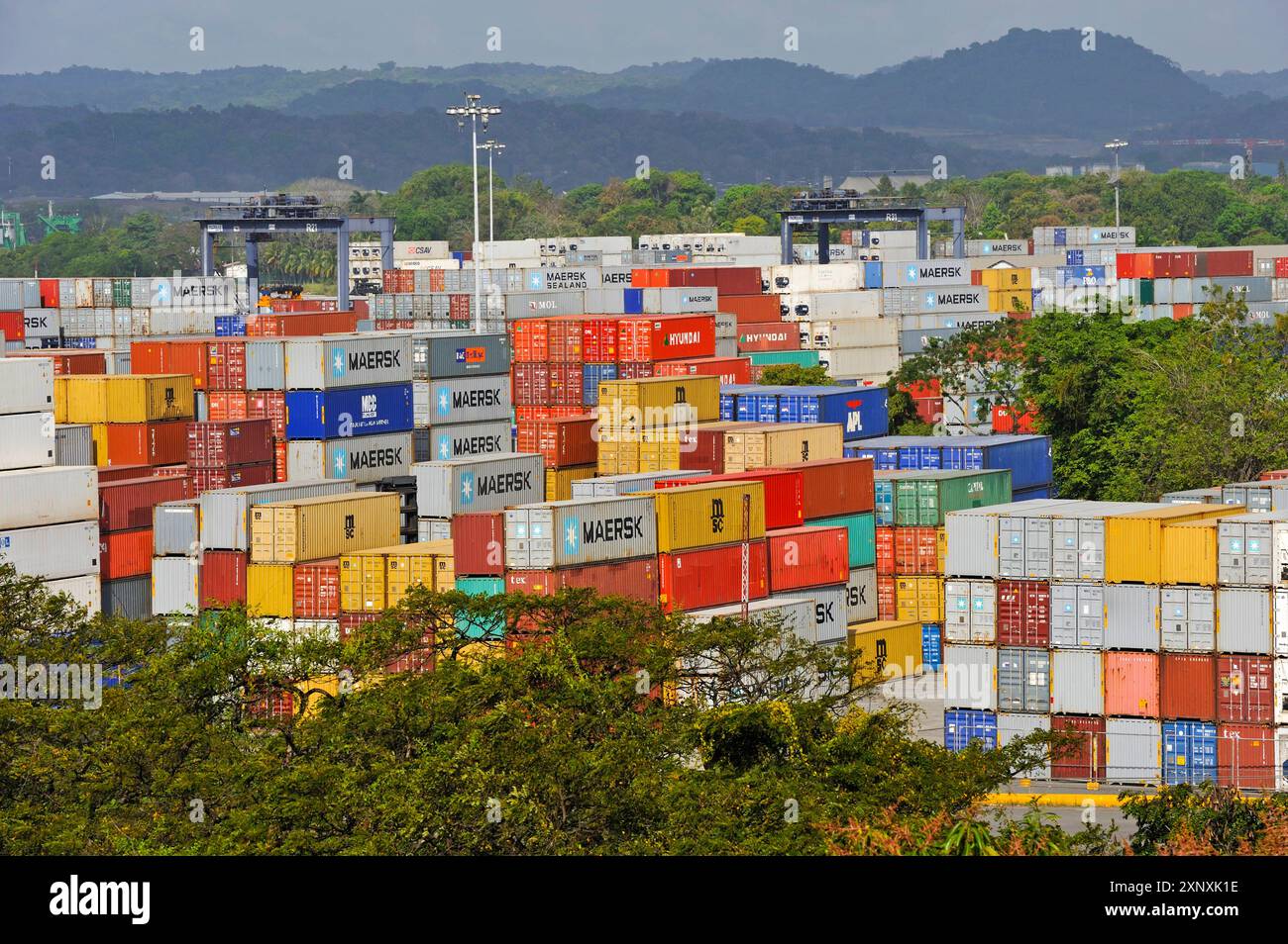 Porto del canale visto da Ancon Hill, Panama City, Repubblica di Panama, America centrale Copyright: GOUPIxCHRISTIAN 1382-262 Foto Stock