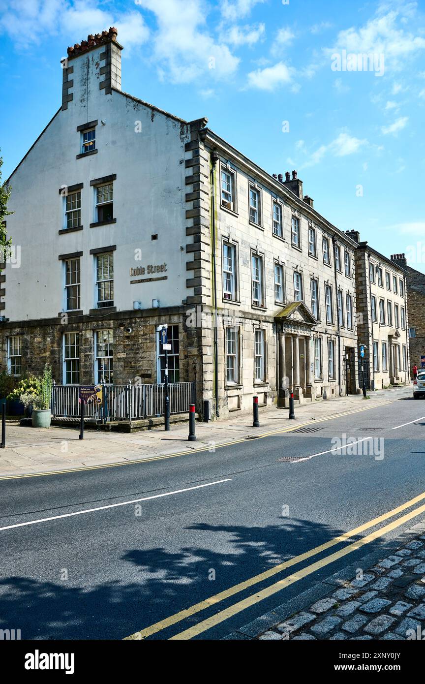 Tipica architettura georgiana in Cable Street, Lancaster, Regno Unito Foto Stock