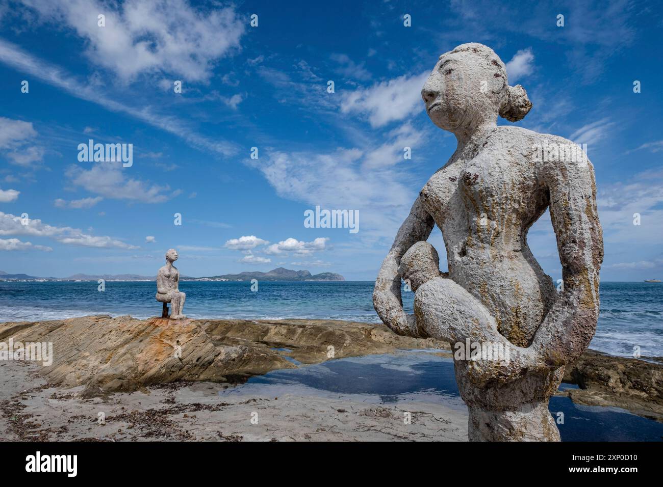 La ferita, sculture all'aperto di Joan Bennassar, sculture di Joan Bennassar, CAN Picafort, comune di Santa Margalida, Maiorca, Spagna Foto Stock