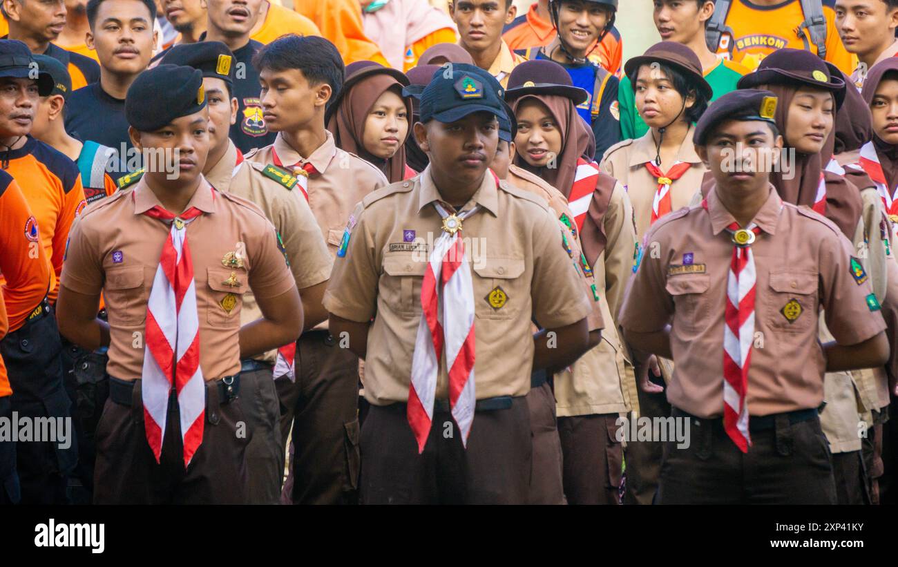 L'esploratore indonesiano sta prendendo parte a una cerimonia Foto Stock