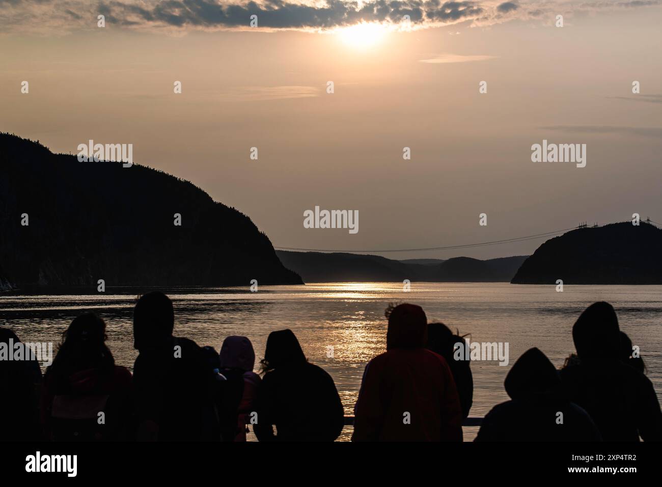 Tadoussac, Canada - luglio 28 2024: Splendida vista del tramonto nel fiordo di Saguenay Foto Stock