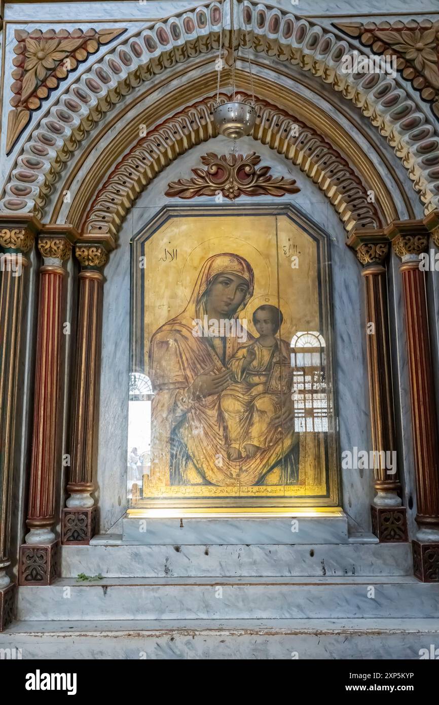 Monastero di al-Muharraq, Santa Vergine Maria, antica "Chiesa di San Giorgio", icona bizantina, Asyut (Assiut), Egitto, Nord Africa, Africa Foto Stock