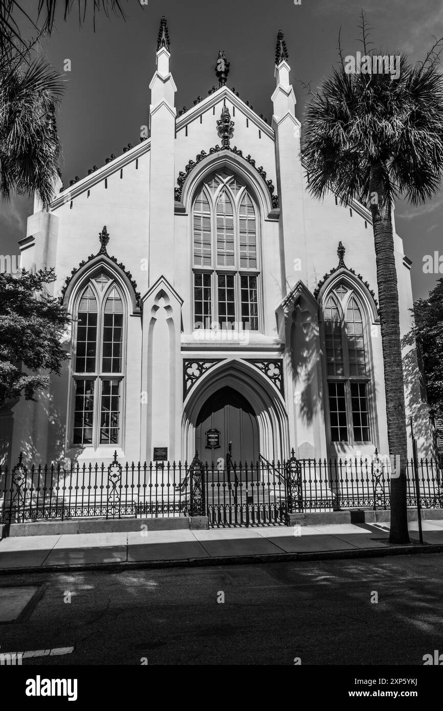 Pink Huguenot Church nel distretto storico di Charleston, South Carolina Foto Stock