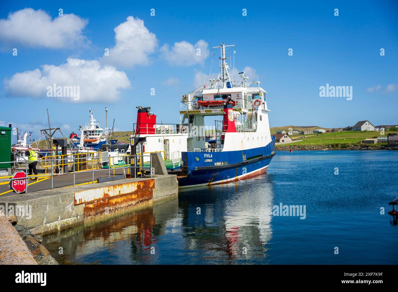 Whalsay è la sesta più grande delle isole Shetland nel nord della Scozia. Conosciuta come "l'isola di bonnie" con una grande flotta di pesca pelagica Foto Stock