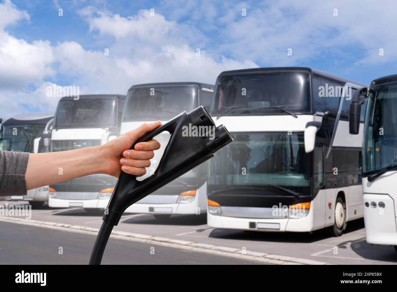 Stazione degli autobus. Parcheggio degli autobus turistici. Foto Stock