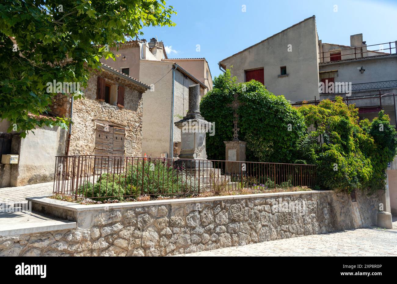 Vauvenargues Village a Bouches Du Rhone Francia Foto Stock