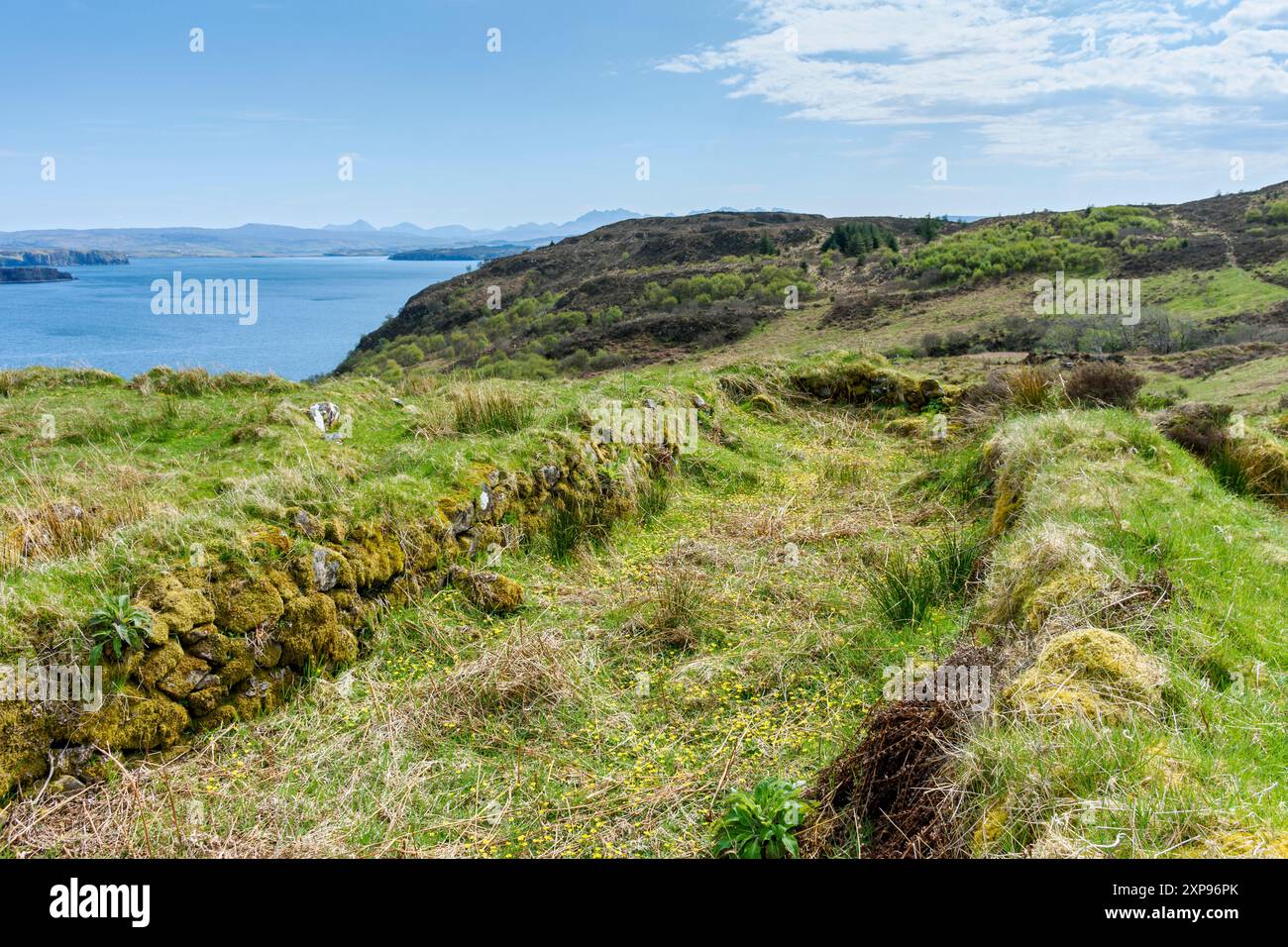 Resti della township di Brandarsaig, passati lungo il percorso per Idrigill Point, Duirinish, Isola di Skye, Scozia, Regno Unito Foto Stock