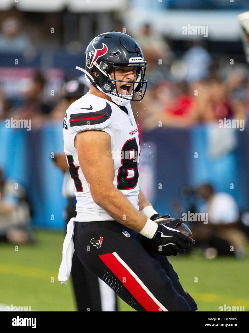 1 agosto 2024: Houston Texans n. 84 Teagan Quitoriano celebra il suo touchdown contro i Chicago Bears durante la Hall of Fame Game a Canton, OHIO. Mike Wulf/CSM Foto Stock