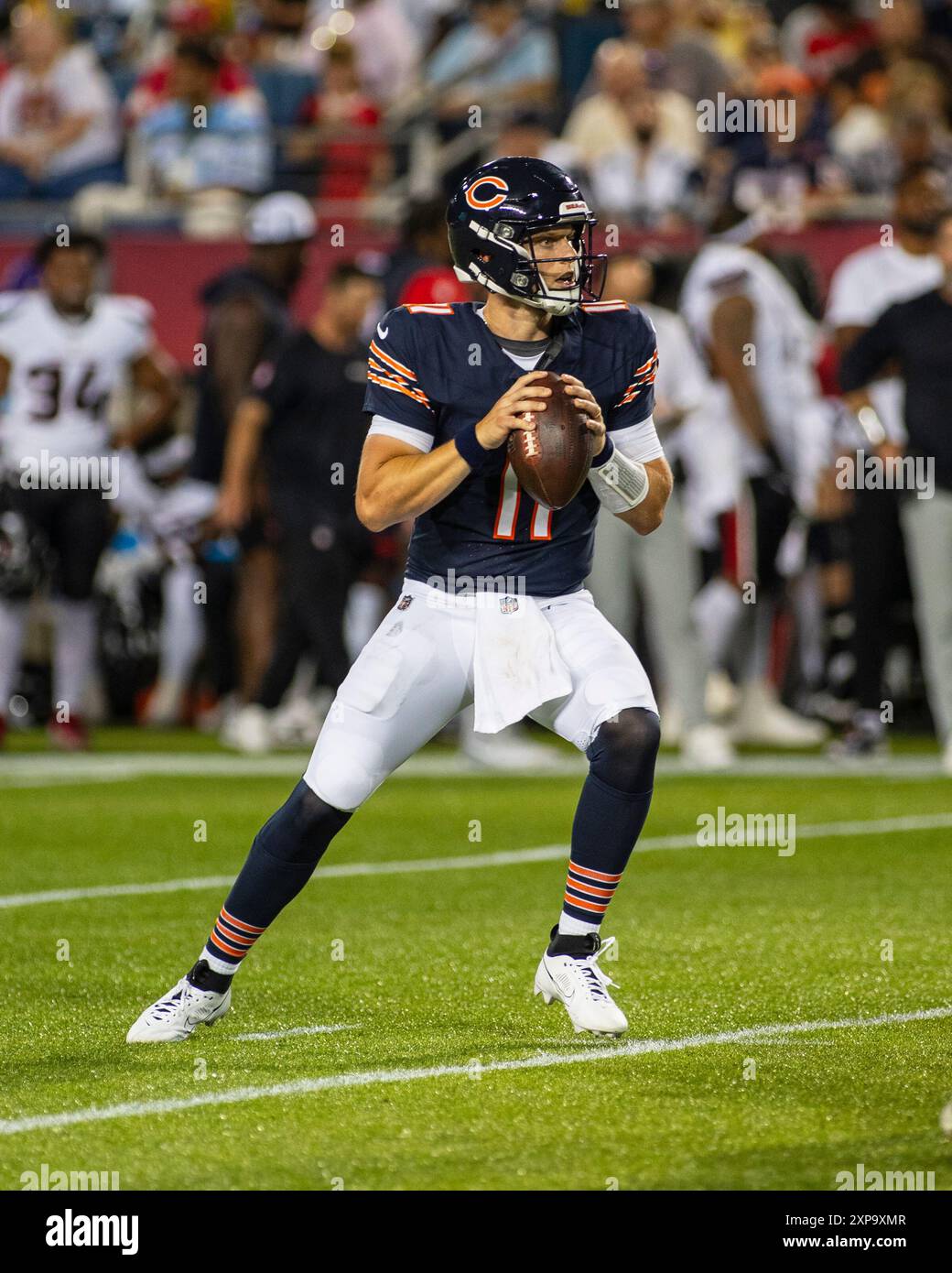 1 agosto 2024: Il quarterback n. 11 dei Chicago Bears Brett Rypien in azione contro gli Houston Texans durante la Hall of Game a Canton. Mike Wulf/CSM Foto Stock