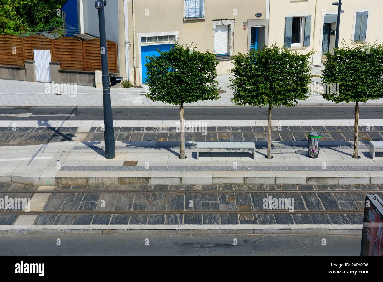 Frankreich, Angers, Straßenbahn Linie A, Urban Design von Richez Associes // France, Angers, Tramway Line A, Urban Design by Richez Associes Foto Stock