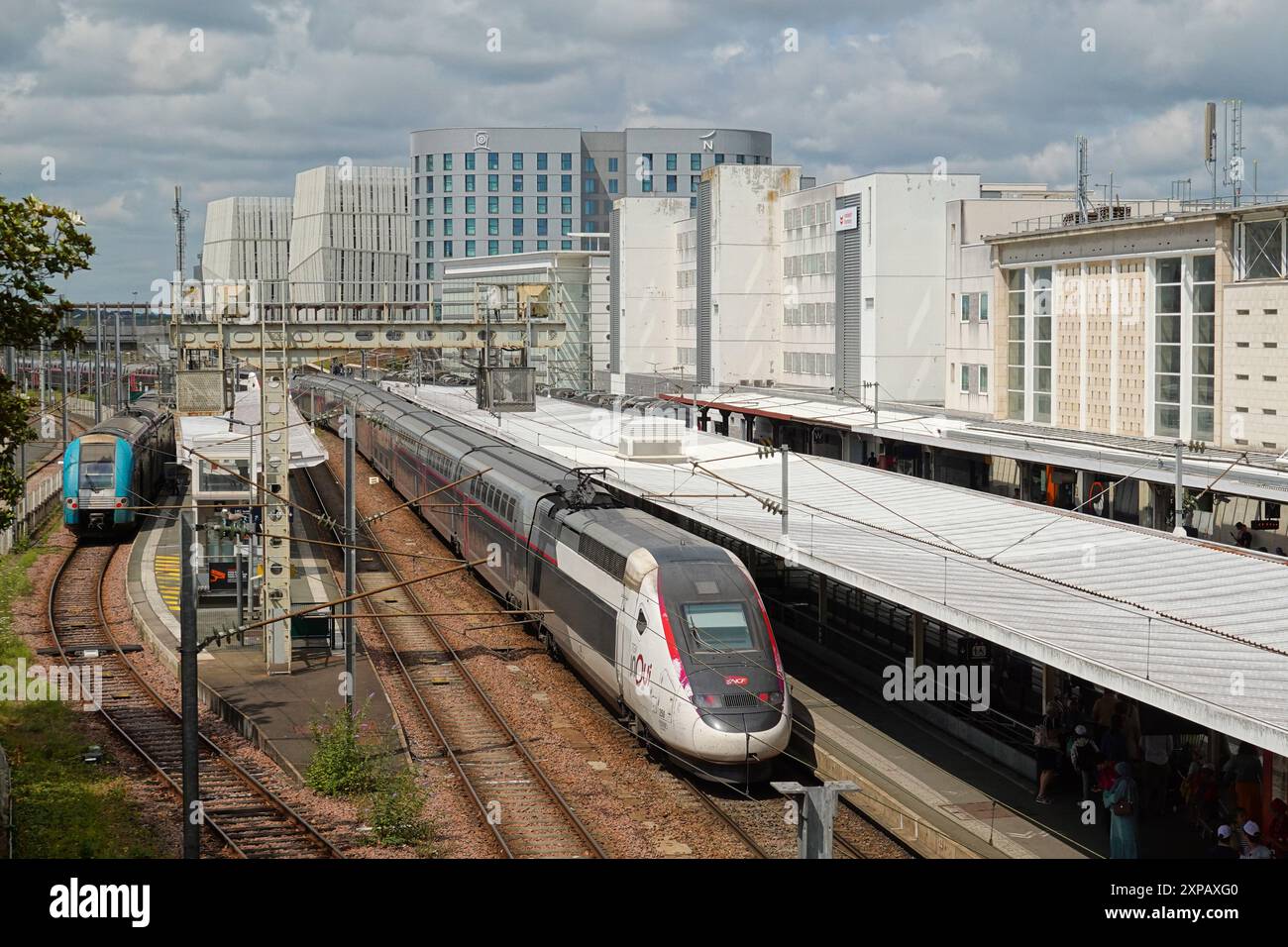 Angers, Gare St-Laud, TGV // Angers, stazione ferroviaria St-Laud, TGV Foto Stock