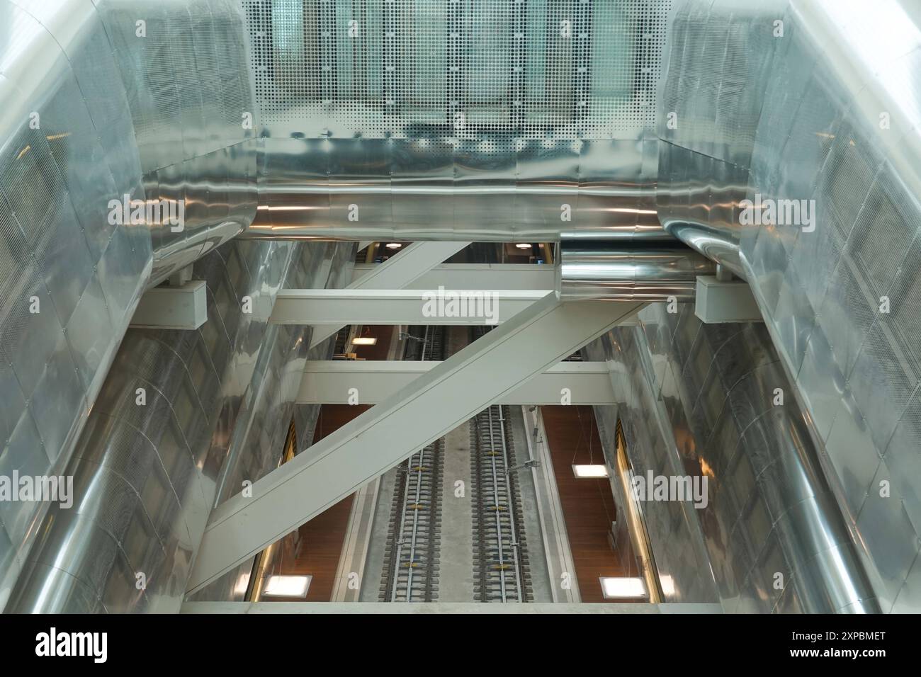 Parigi, RER e, stazione porte Maillot, Architektur von Agence Duthilleul // Parigi, RER e, stazione porte Maillot, architettura di Agence Duthilleul *** P Foto Stock